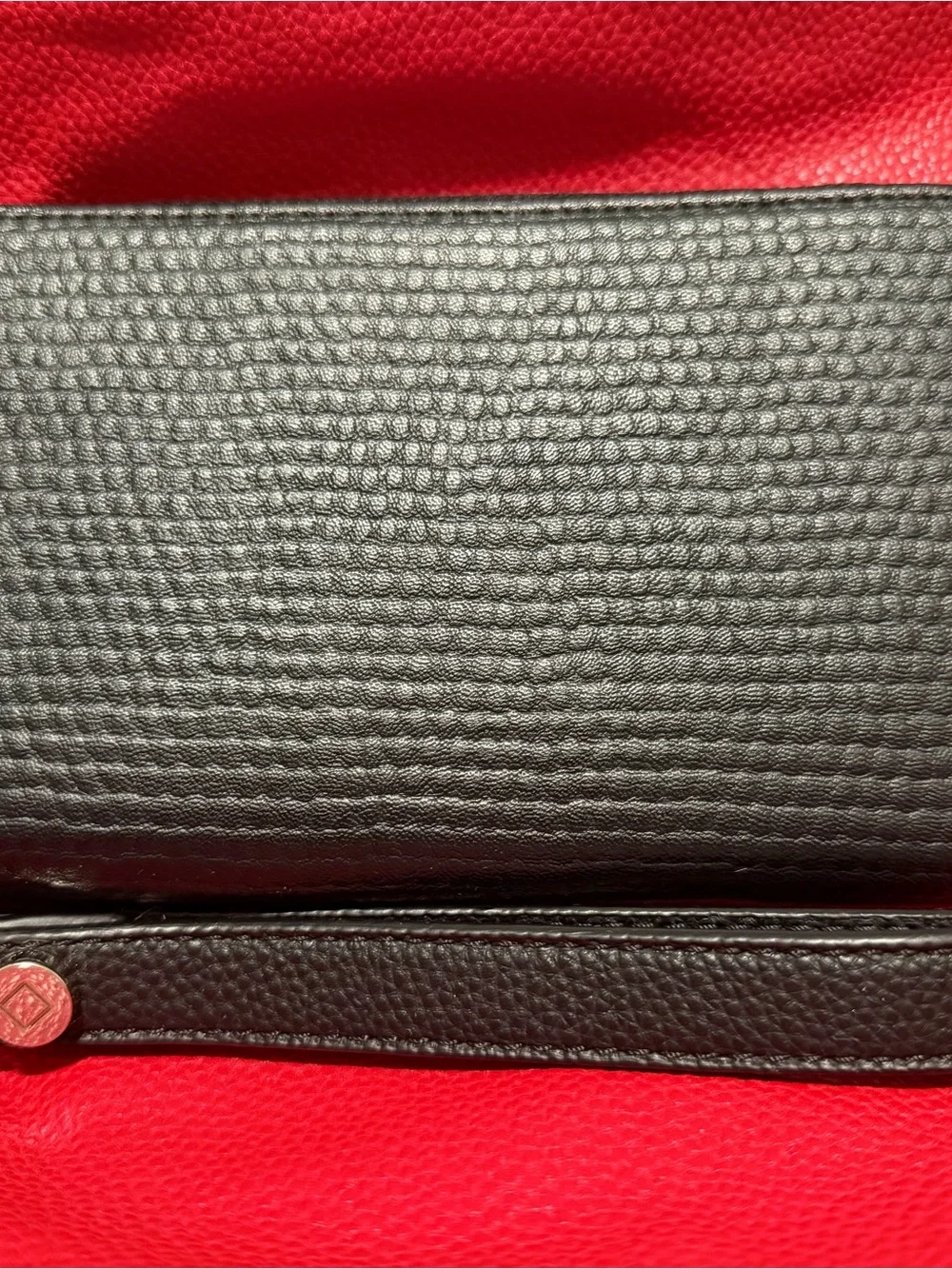 thirty-one all about the Benjamins black Textured Wallet including strap